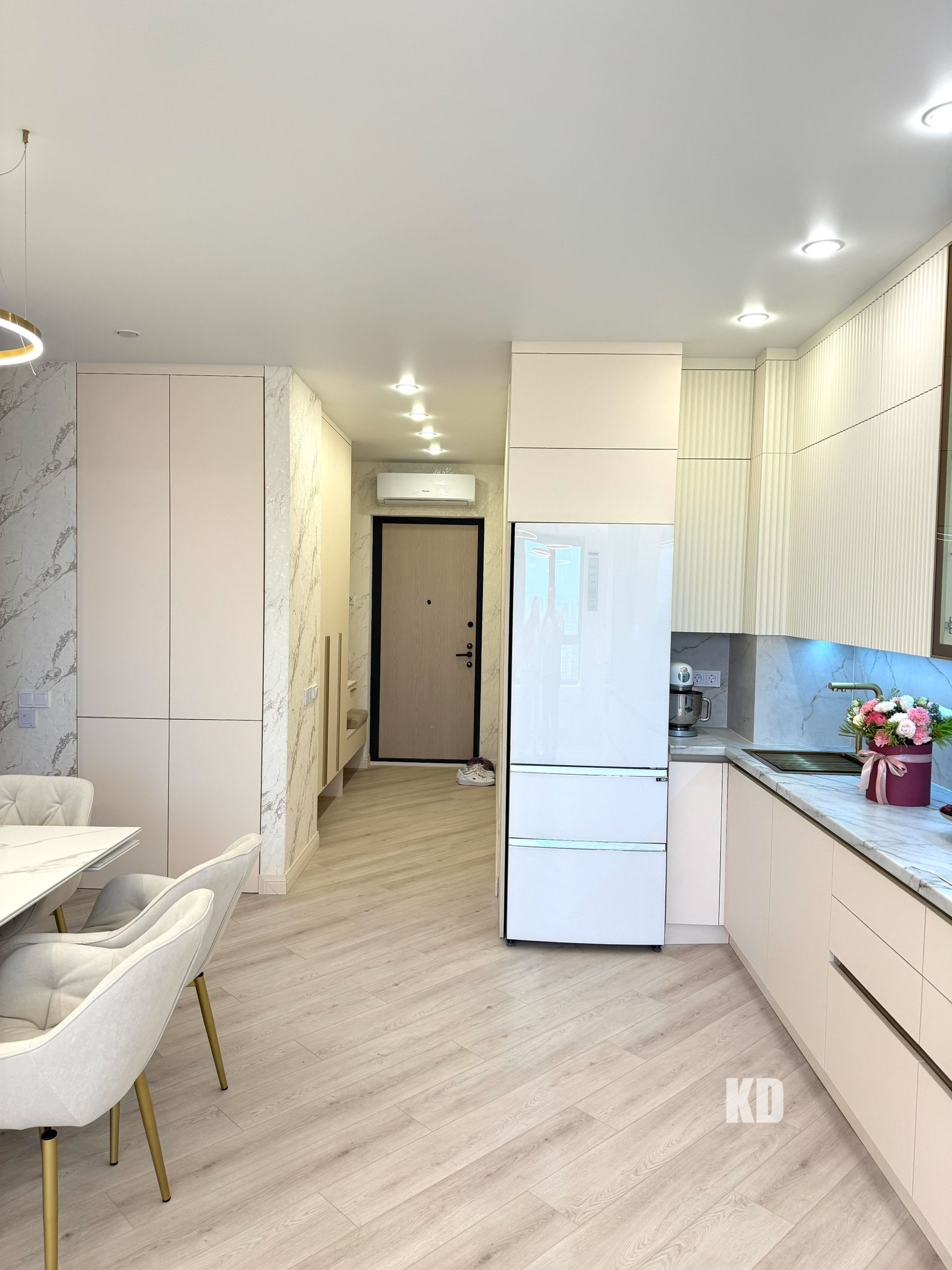 Кухня Precision Cabinetry Кухня Precision Cabinetry